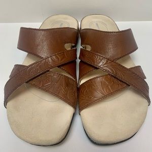 Rockport Women's brown leather Comfort Wonders Slide Sandal size 7.5